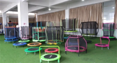 Roon Contoh Trampolin